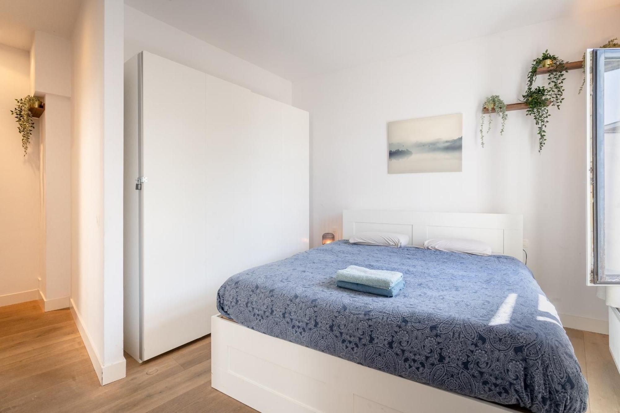 Light Modern Apartment In The Heart Of Anvers Extérieur photo